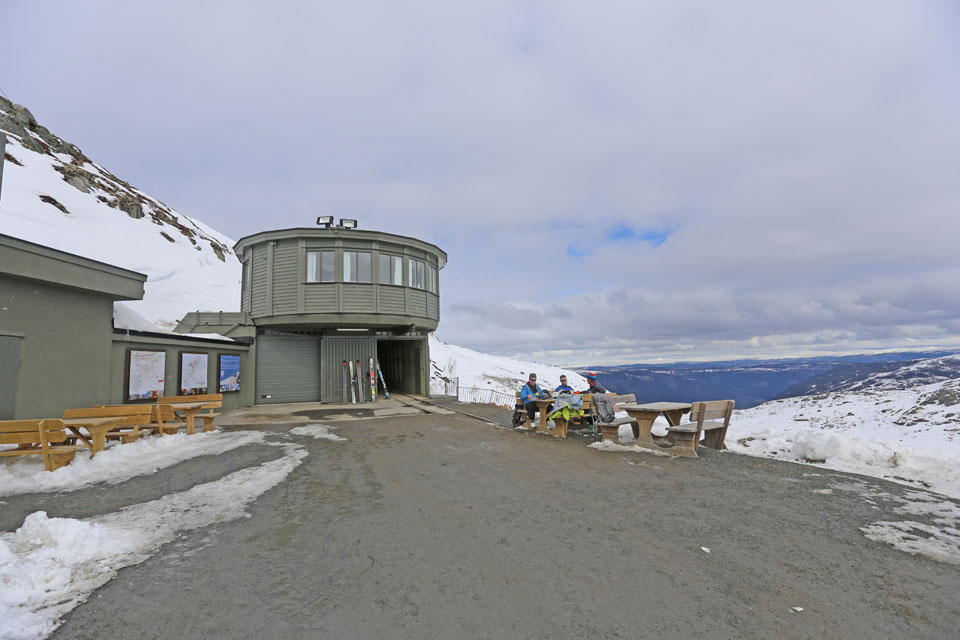 Gaustabanen lower station.