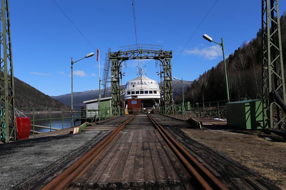 ferry2