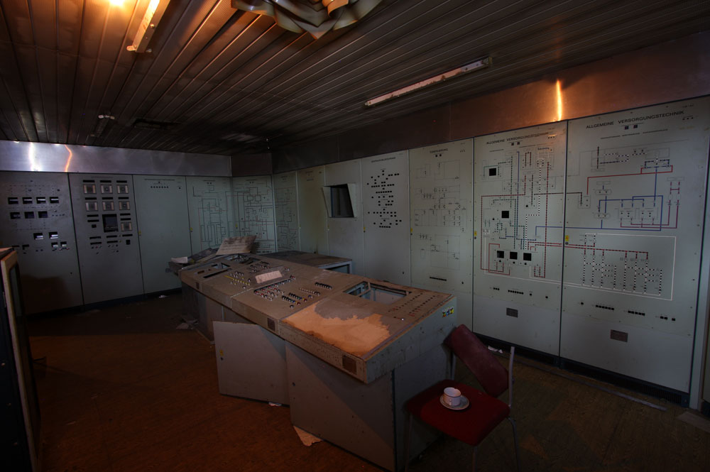 As in all 5000-series bunkers the main control room is the place to be.