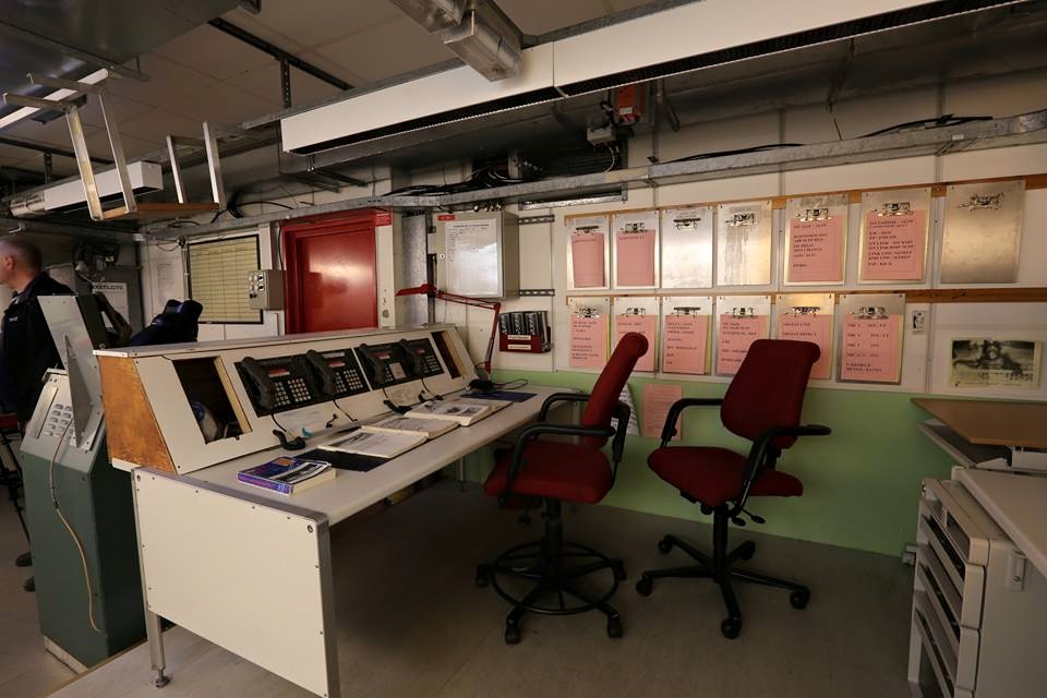 Battery command control room in the main measuringstation.